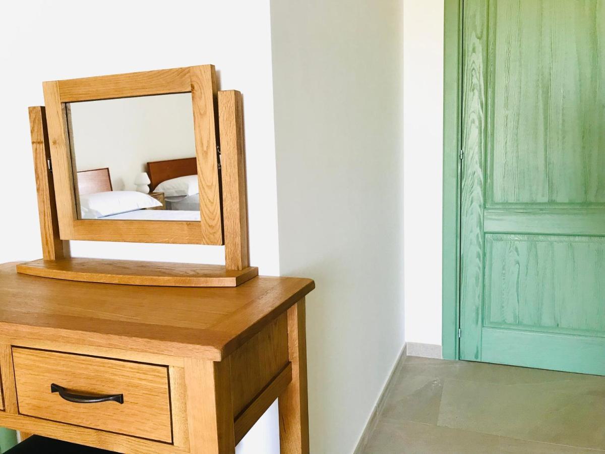 Velia Bed & Breakfast Veglie Luaran gambar